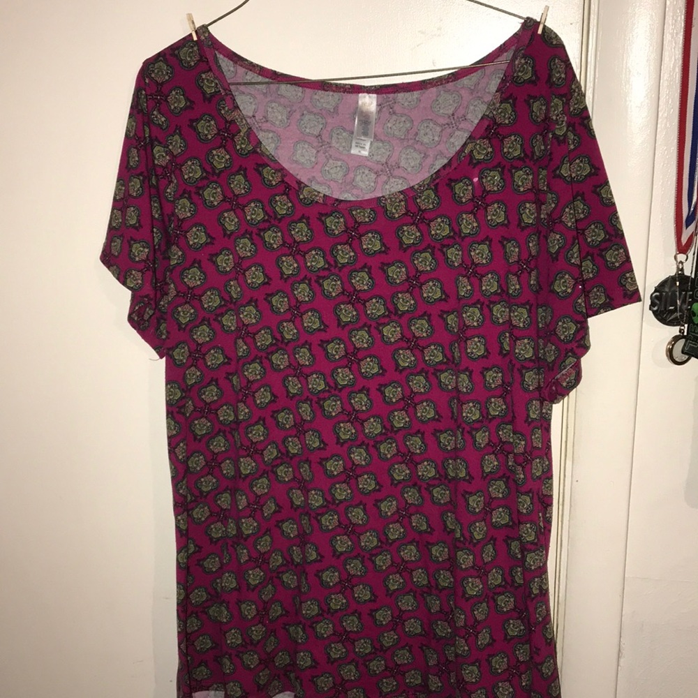 Size-XL lularoe perfect t
